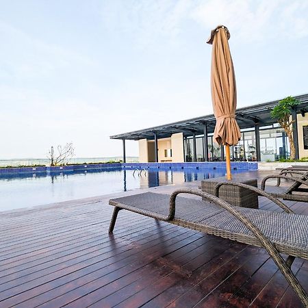 Lovina 1823 At Pollux Meisterstadt Batam Ngoại thất bức ảnh