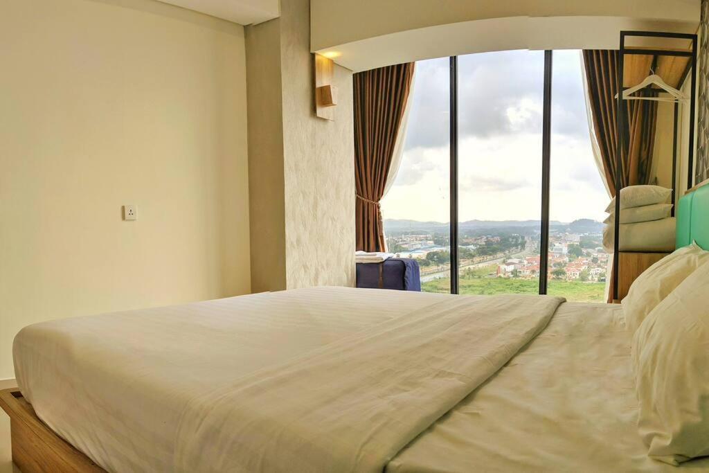 Lovina 1823 At Pollux Meisterstadt Batam Ngoại thất bức ảnh