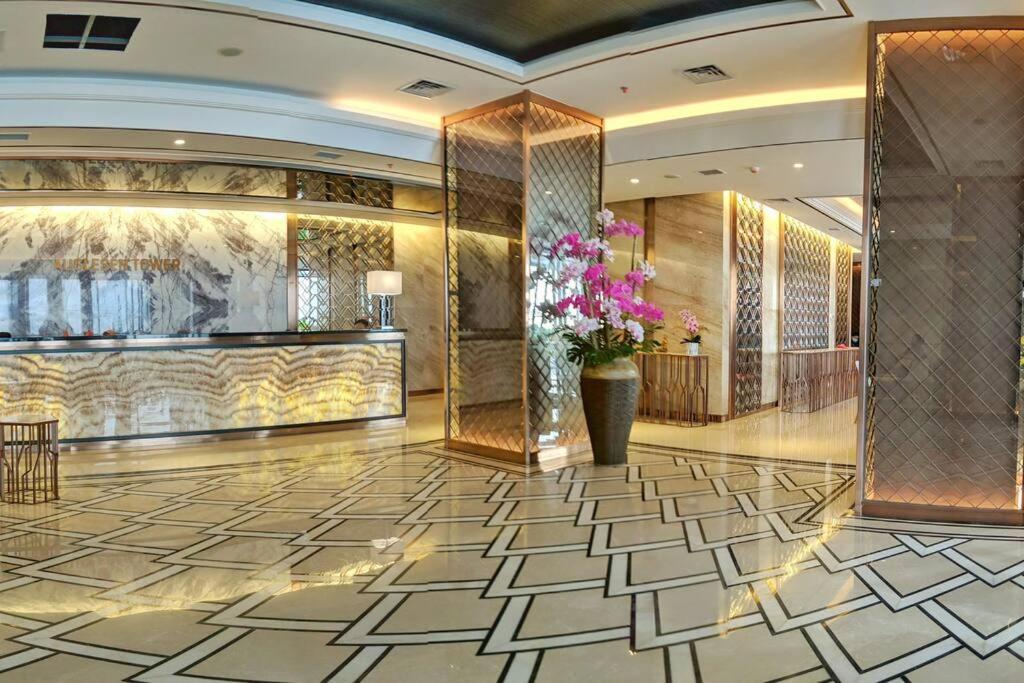 Lovina 1823 At Pollux Meisterstadt Batam Ngoại thất bức ảnh